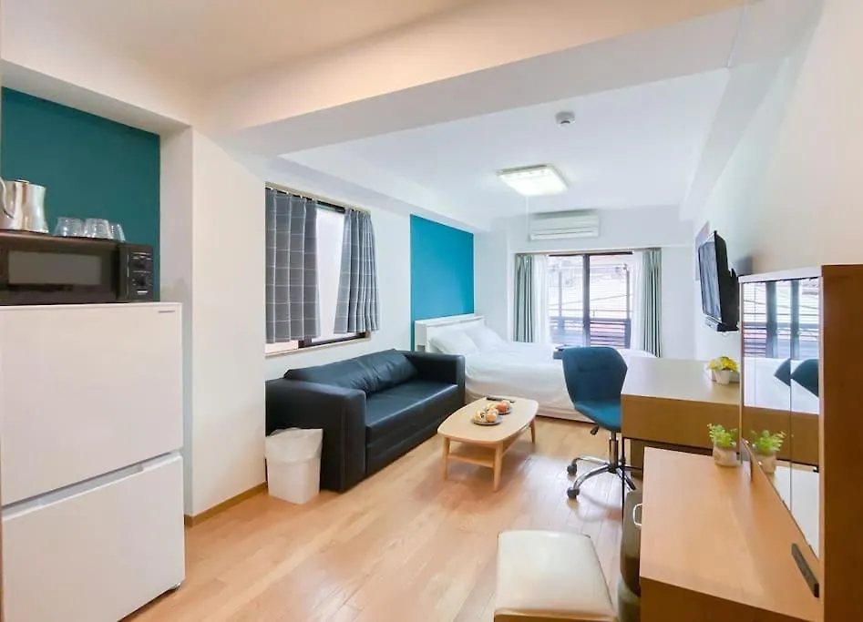 We Guest House Tokyo Aparthotel